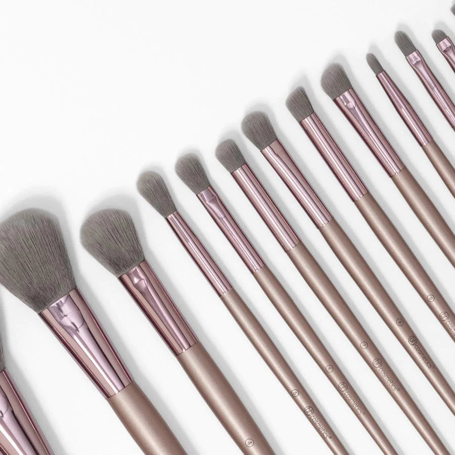 BH 15 Pcs Lavish Elegance Makeup Brushes Set